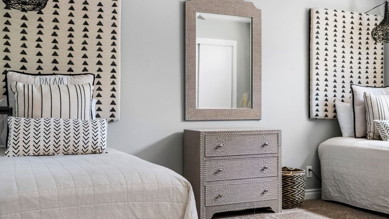 Photo of Bedroom in Paradise Hills Civic