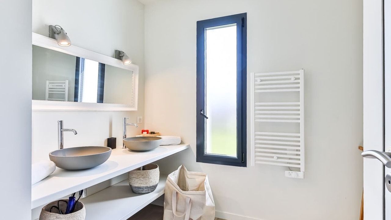 Photo of Bathroom in Bois-de-Cene