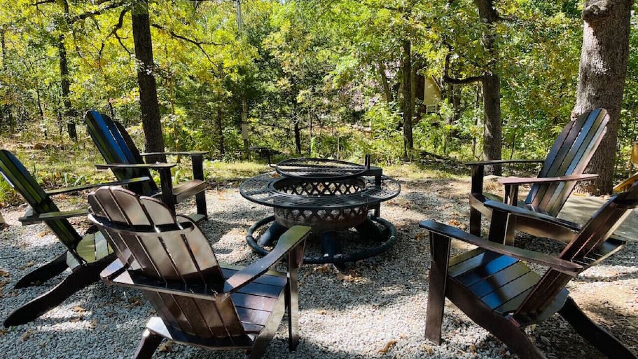 Photo of Outdoor in Cookson