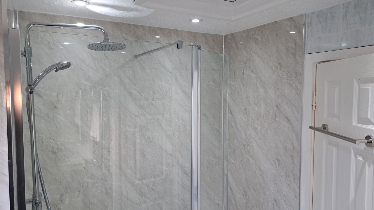 Photo of Bathroom in St Erth Praze