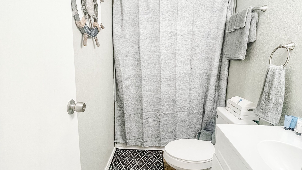 Photo of Bathroom in Mead