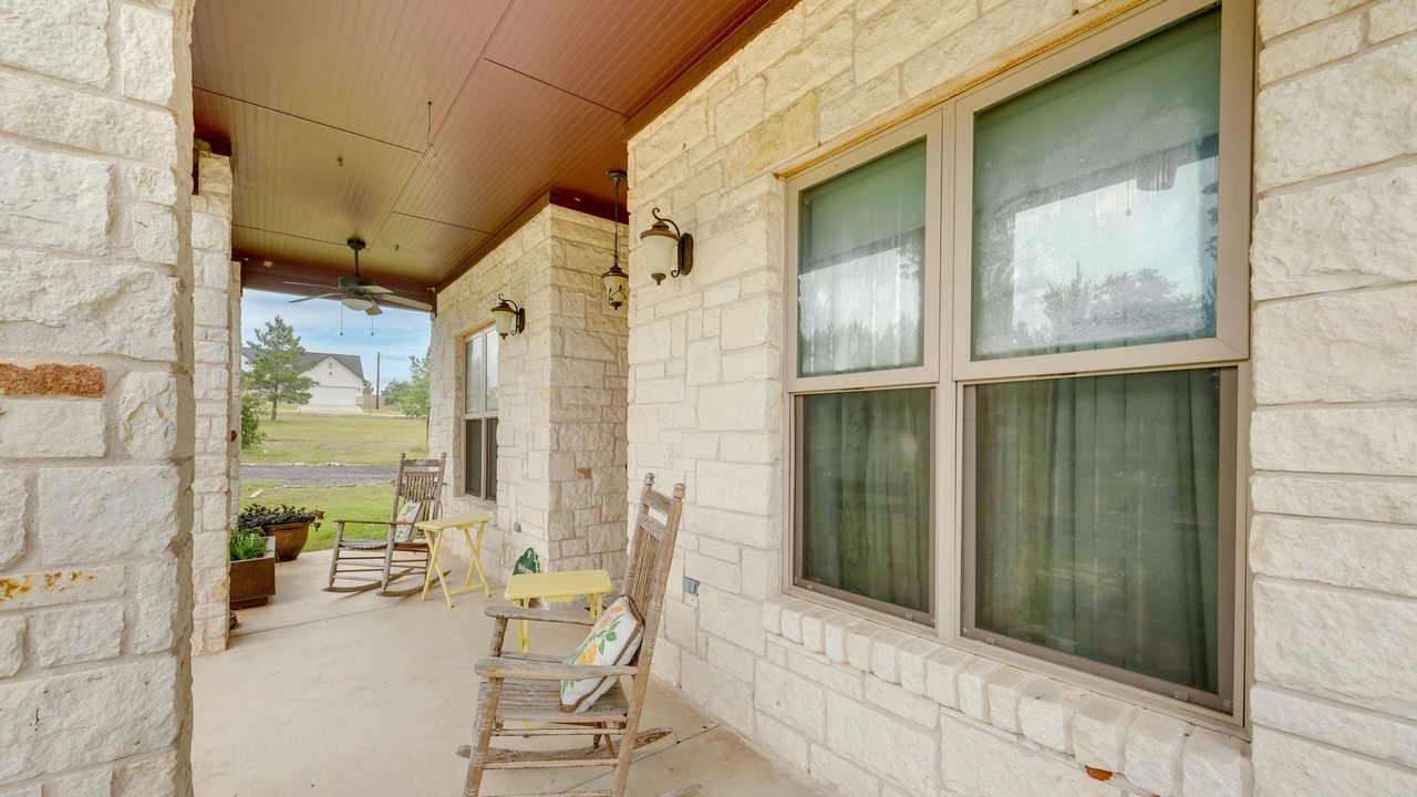 Photo of Patio Balcony in Bastrop