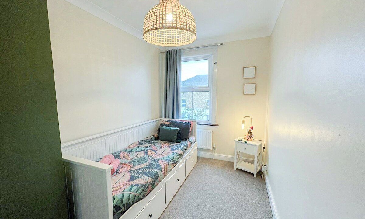 Photo of Bedroom in North Acton