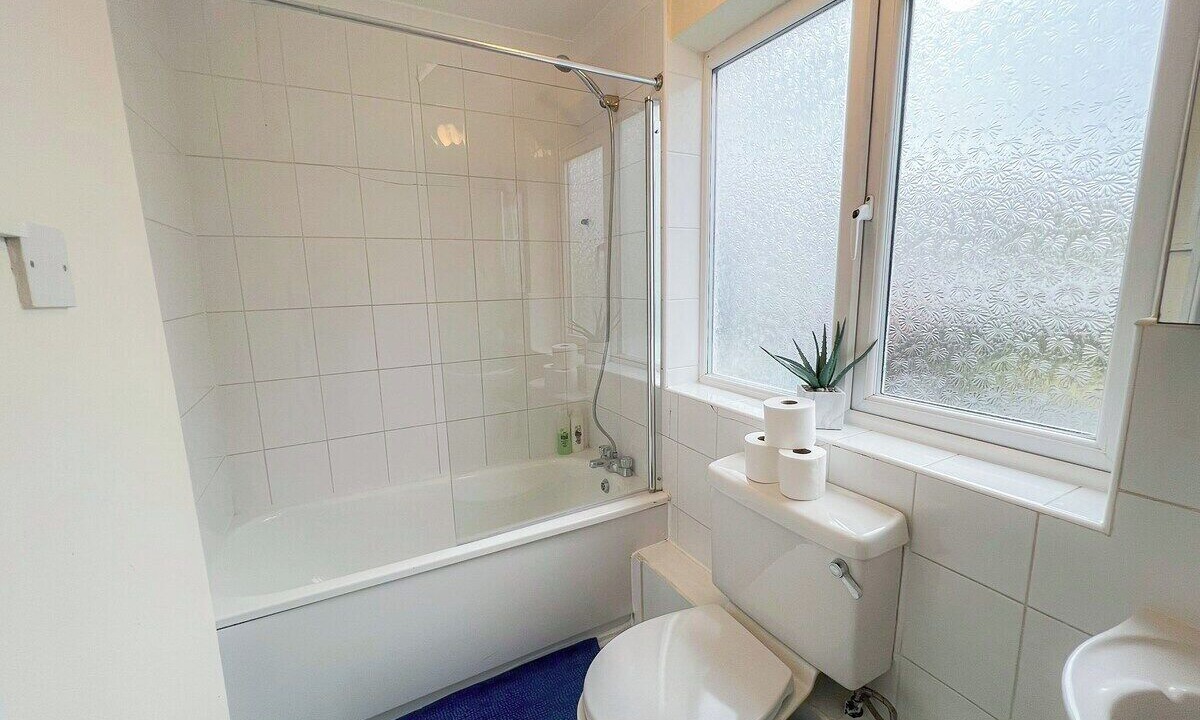 Photo of Bathroom in North Acton