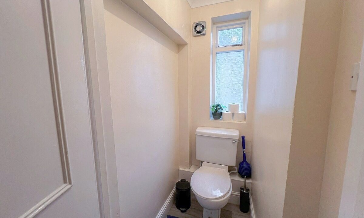 Photo of Bathroom in North Acton