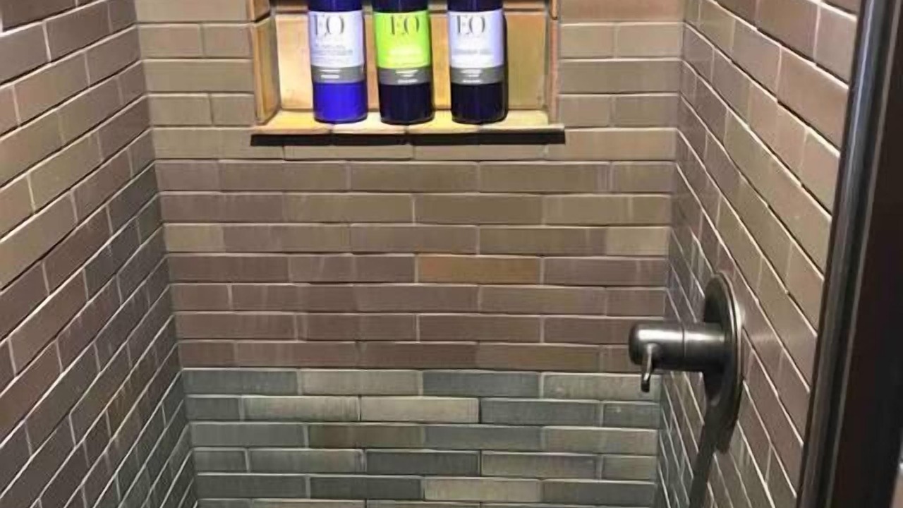 Photo of Others in Zigzag