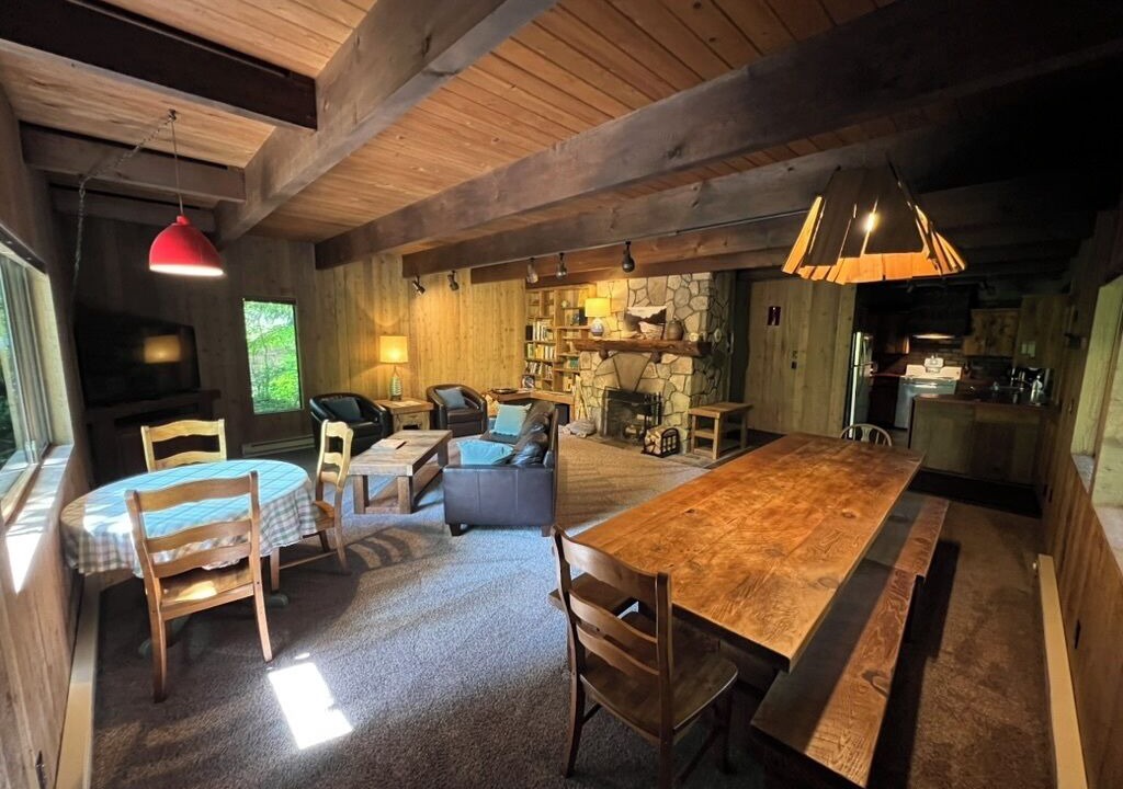 Photo of Others in Zigzag