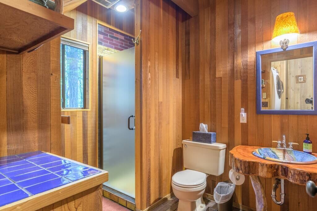 Photo of Others in Zigzag