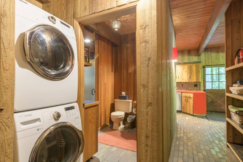 Photo of Others in Zigzag