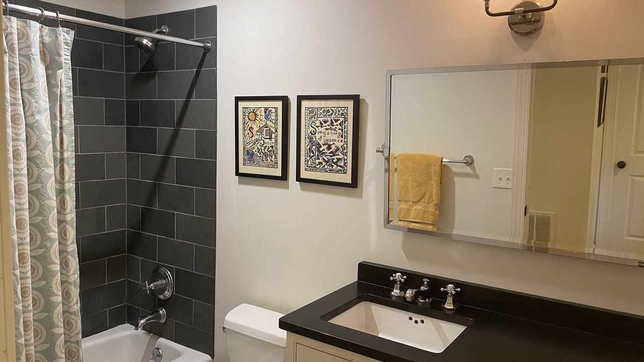 Photo of Bathroom in Oxford