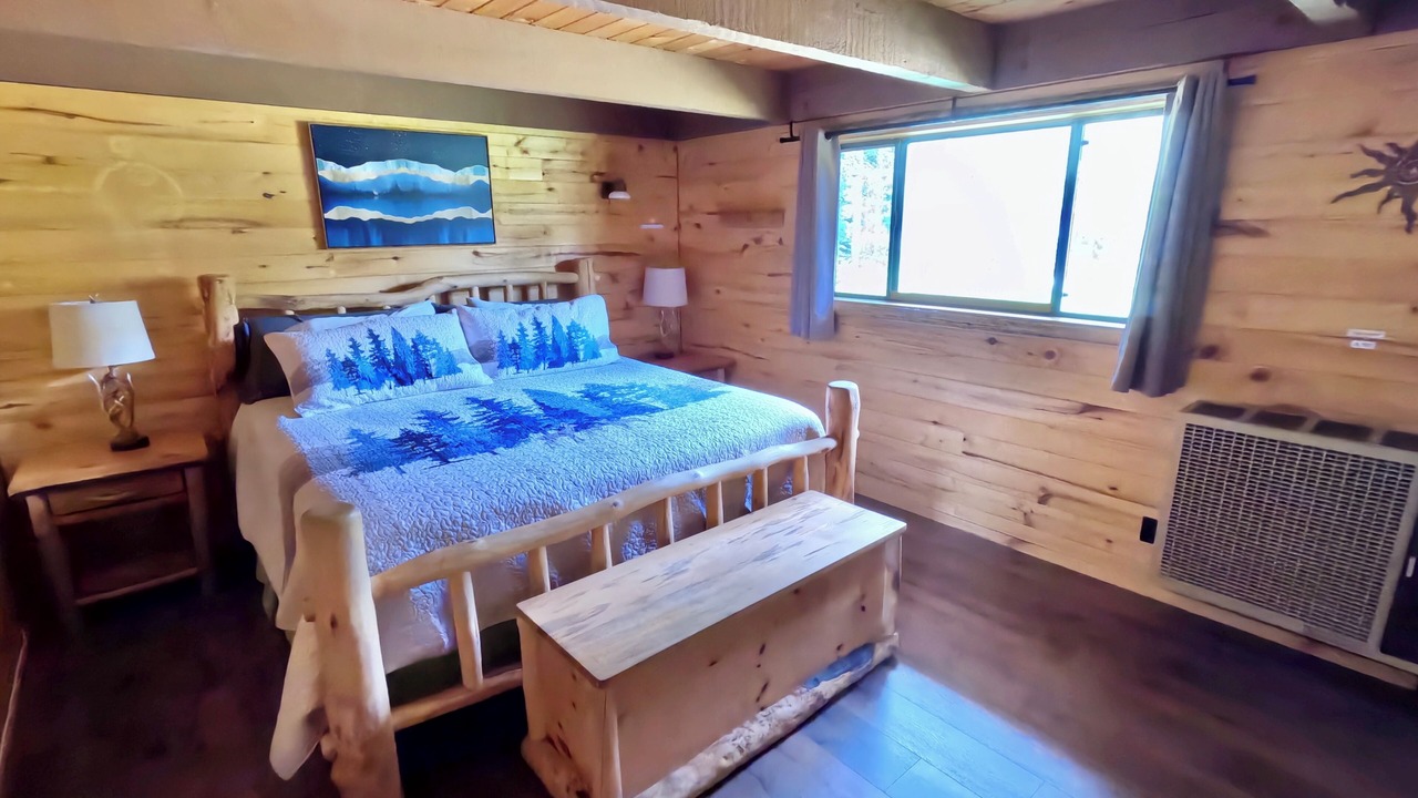 Photo of Bedroom in Bayfield