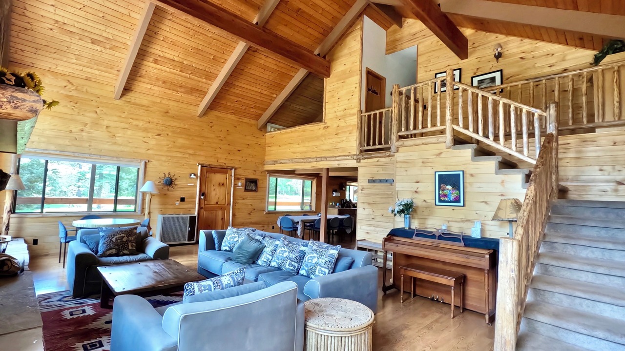 Photo of Livingroom in Bayfield