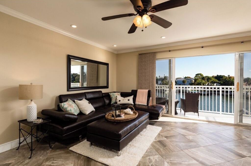 Photo of Livingroom in Belle Vista