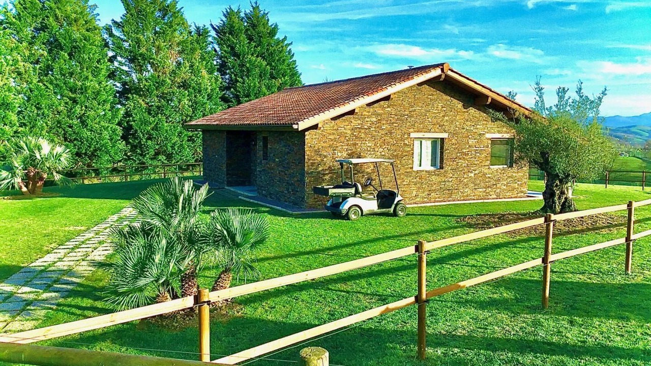 Photo of Outdoor in Bardos