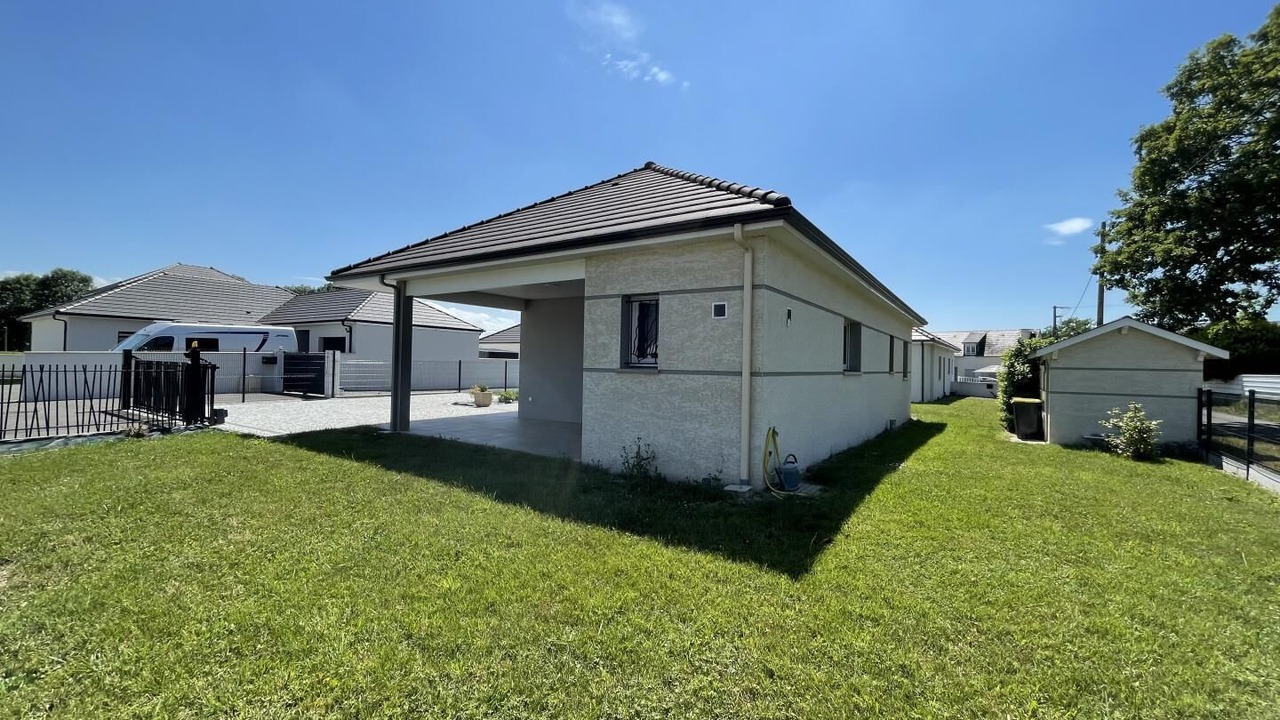 Photo of Outdoor in Pau Bearn Pyrenees