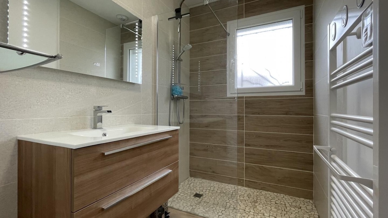 Photo of Bathroom in Pau Bearn Pyrenees