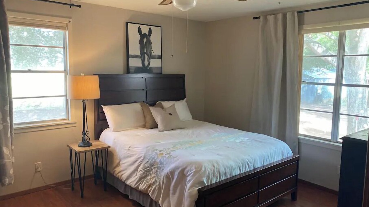 Photo of Bedroom in Lee County