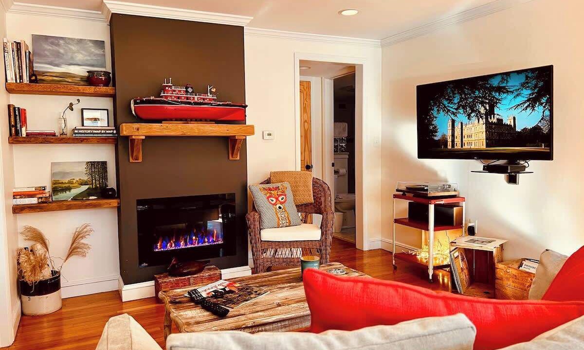 Photo of Livingroom in Firthcliffe