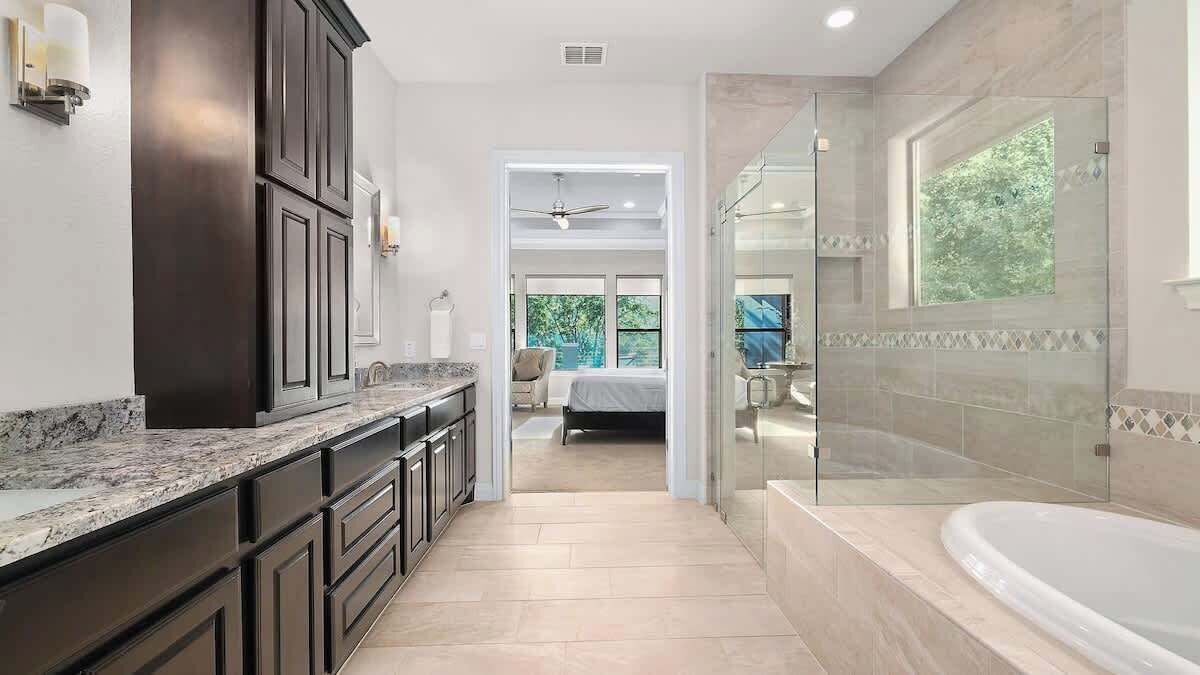 Photo of Bathroom in Apache Shores