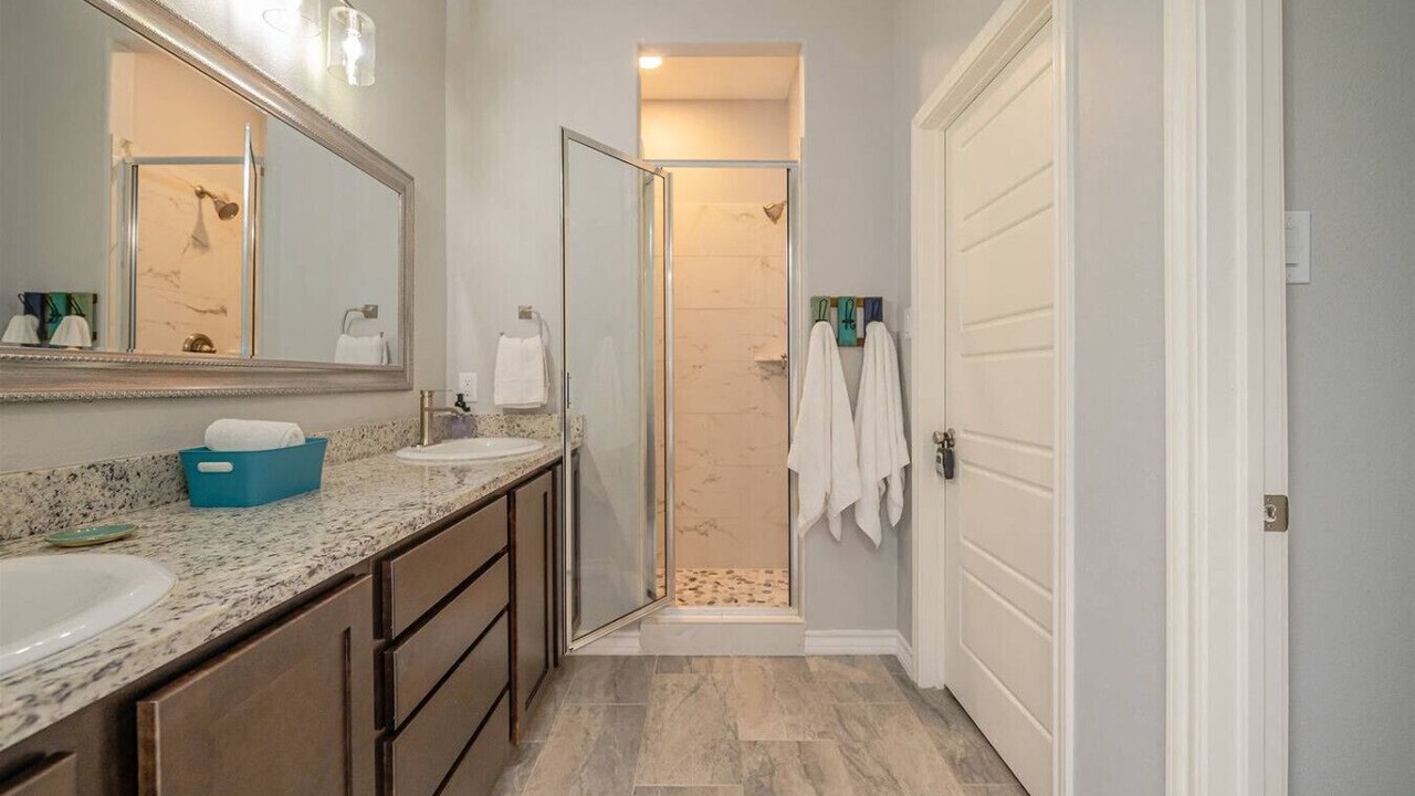 Photo of Bathroom in San Patricio County
