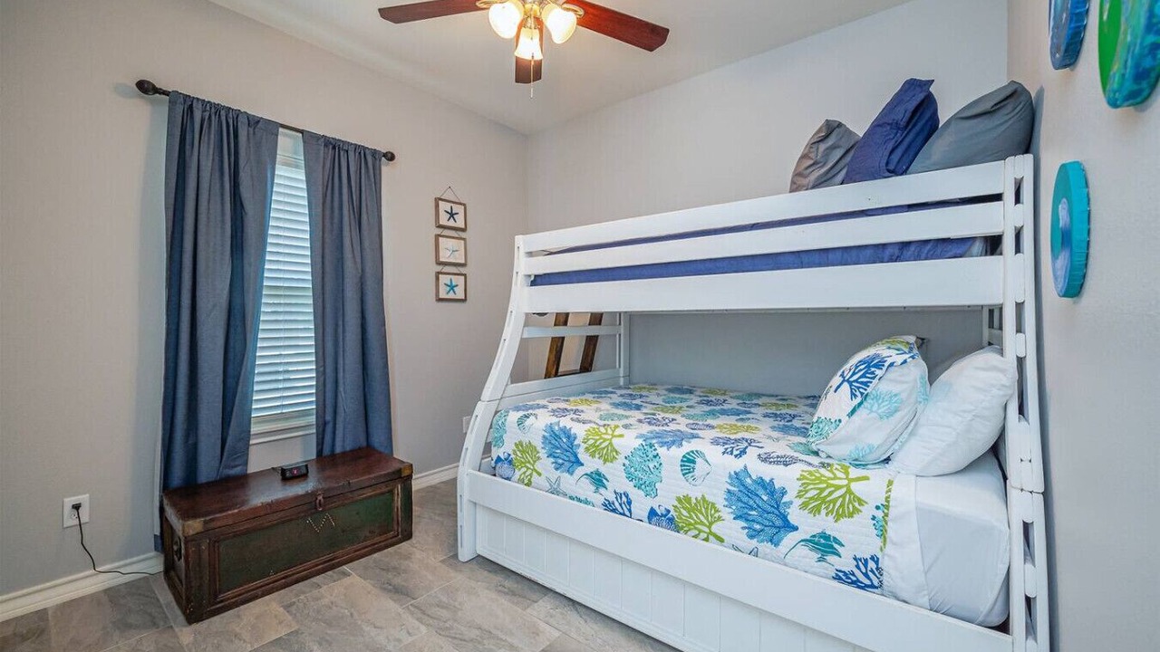 Photo of Bedroom in San Patricio County