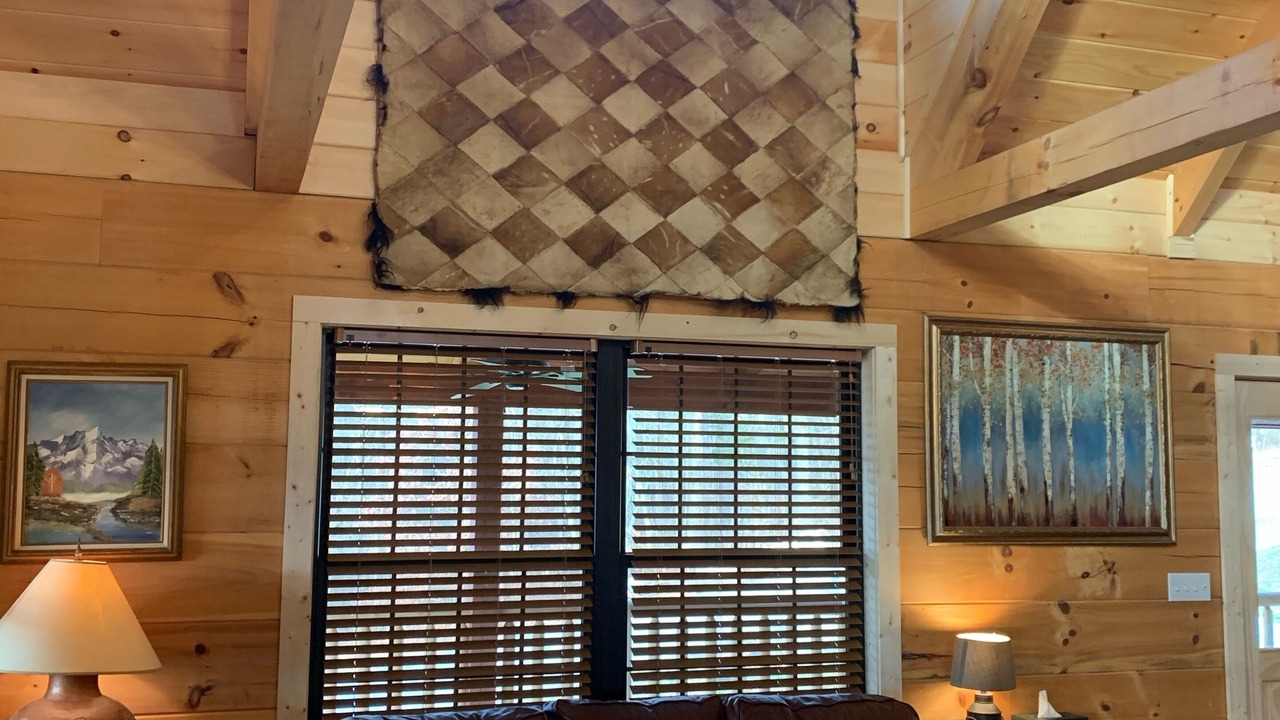 Photo of Livingroom in Rock Harbor