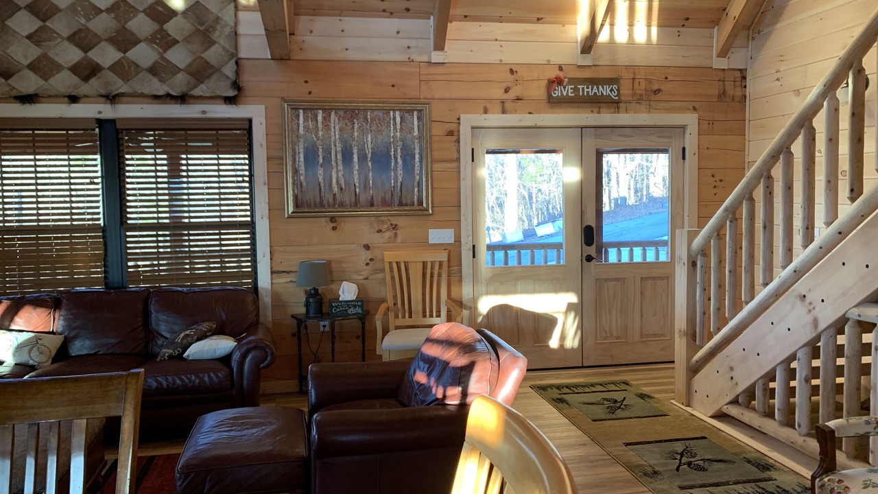Photo of Livingroom in Rock Harbor