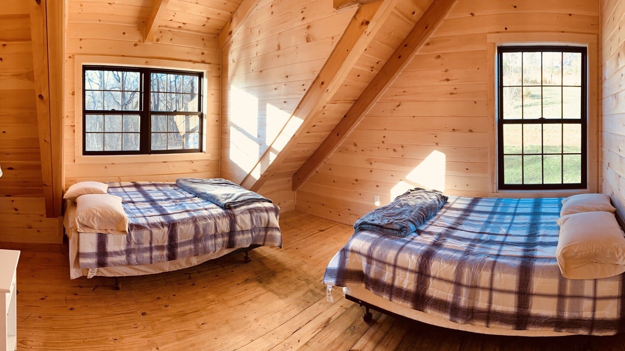 Photo of Bedroom in Rock Harbor