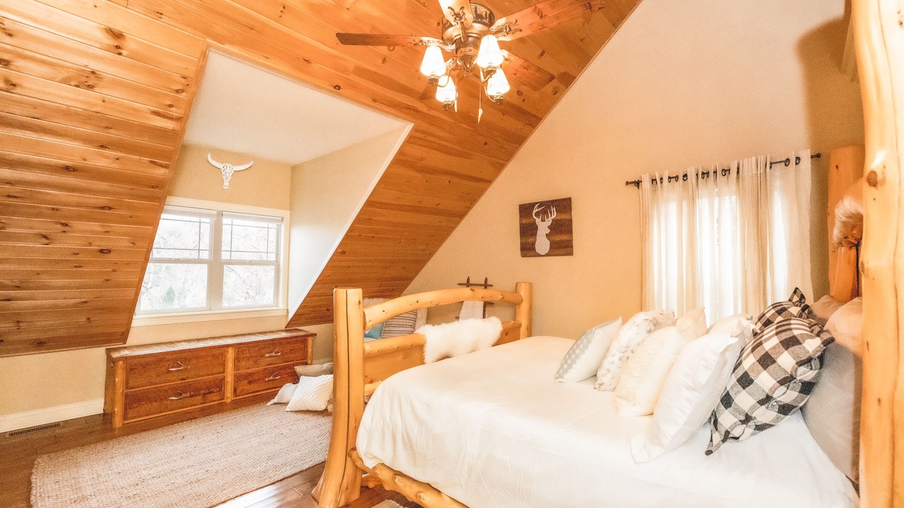 Photo of Bedroom in Pittsburg