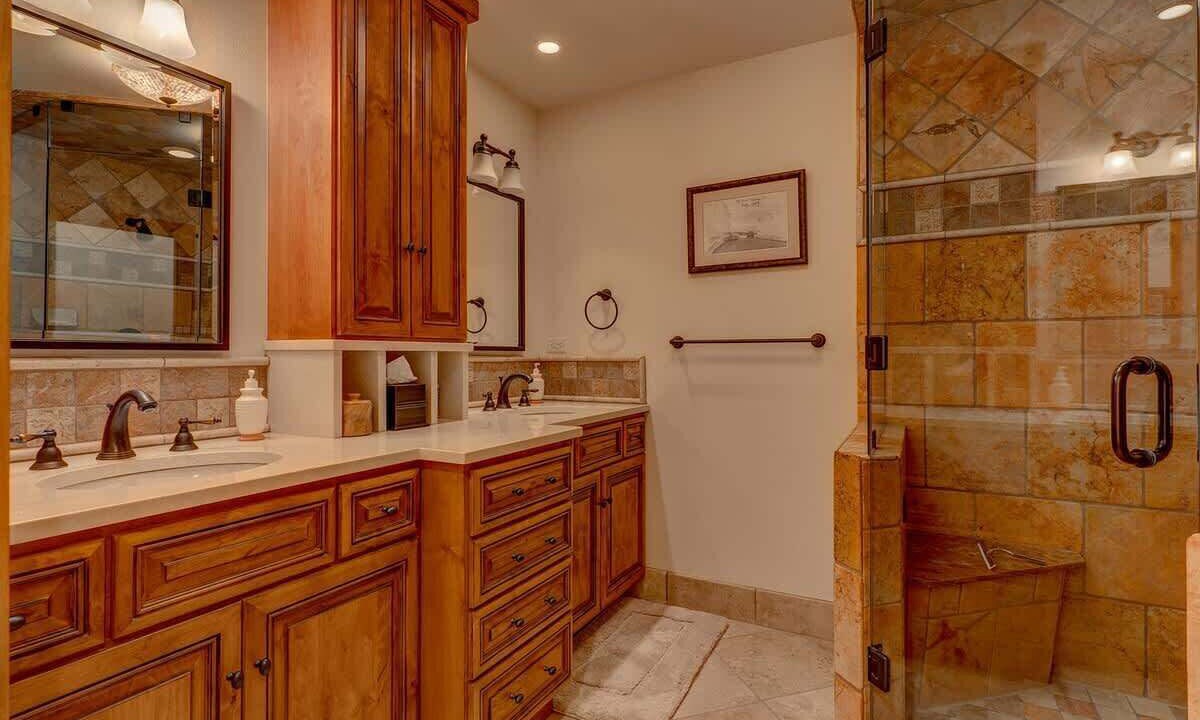Photo of Bathroom in Dollar Point