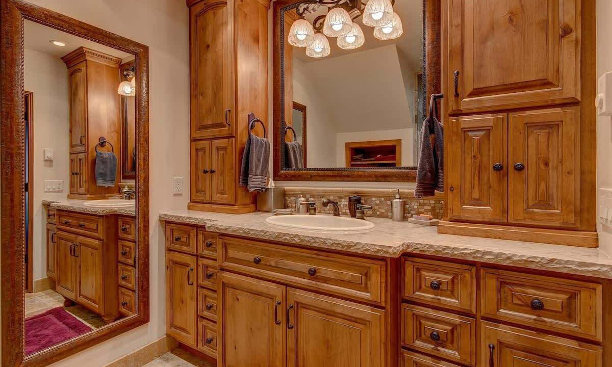 Photo of Bathroom in Dollar Point