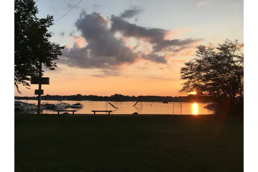 Photo of Others in Pinckney