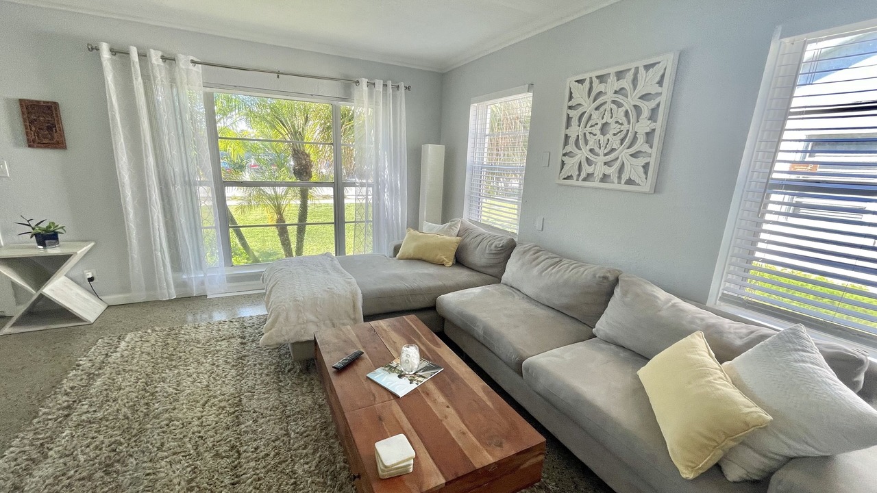 Photo of Livingroom in Delray Beach