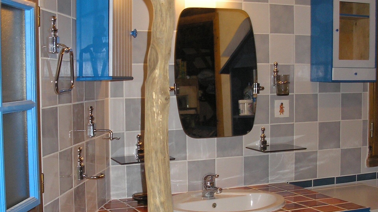 Photo of Bathroom in Valady