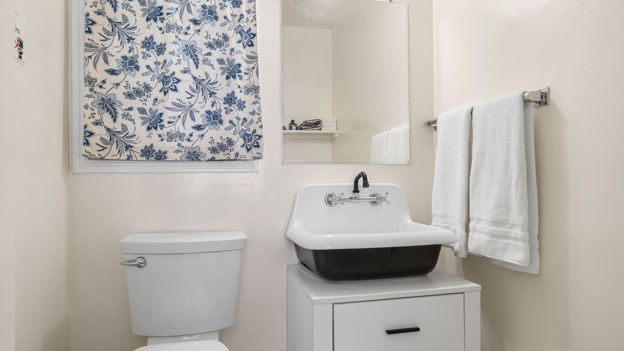 Photo of Bathroom in Moreno Valley