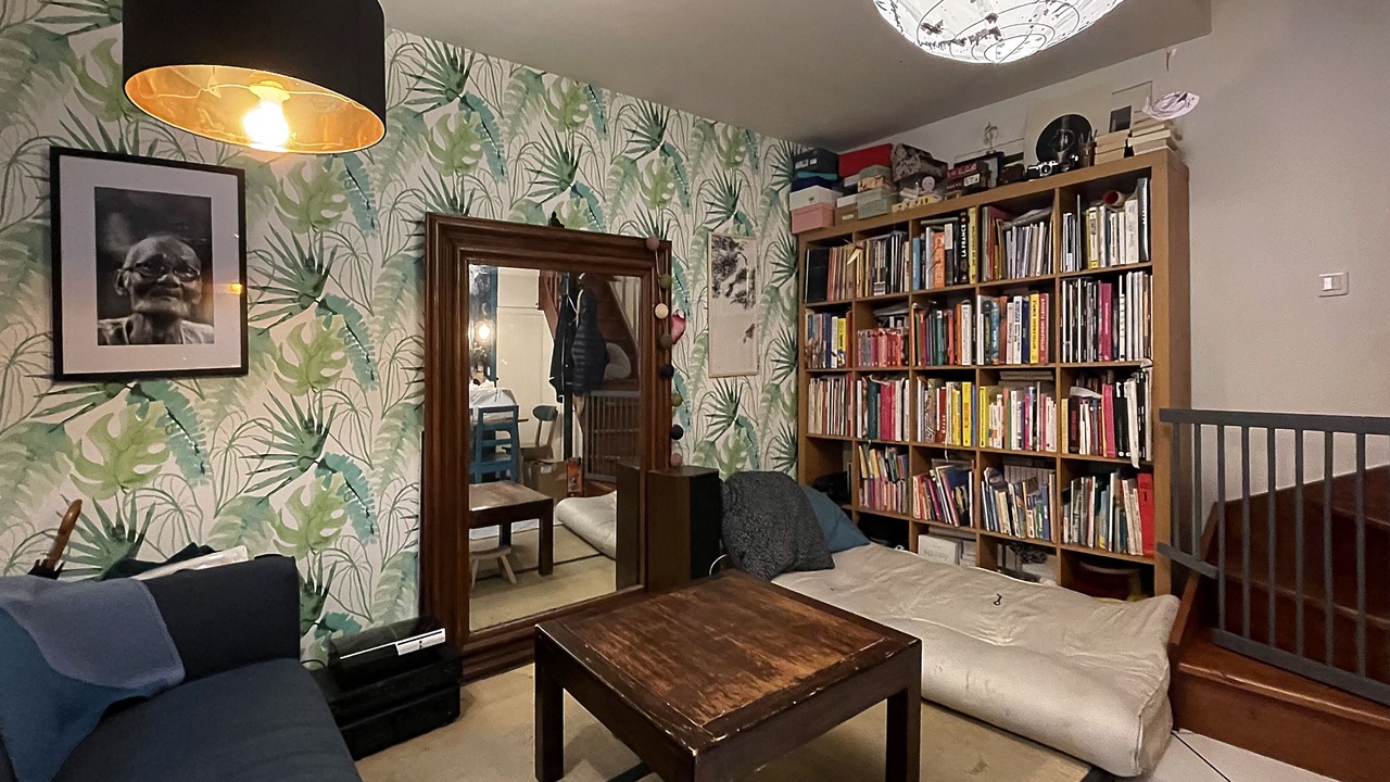 Photo of Livingroom in Combat