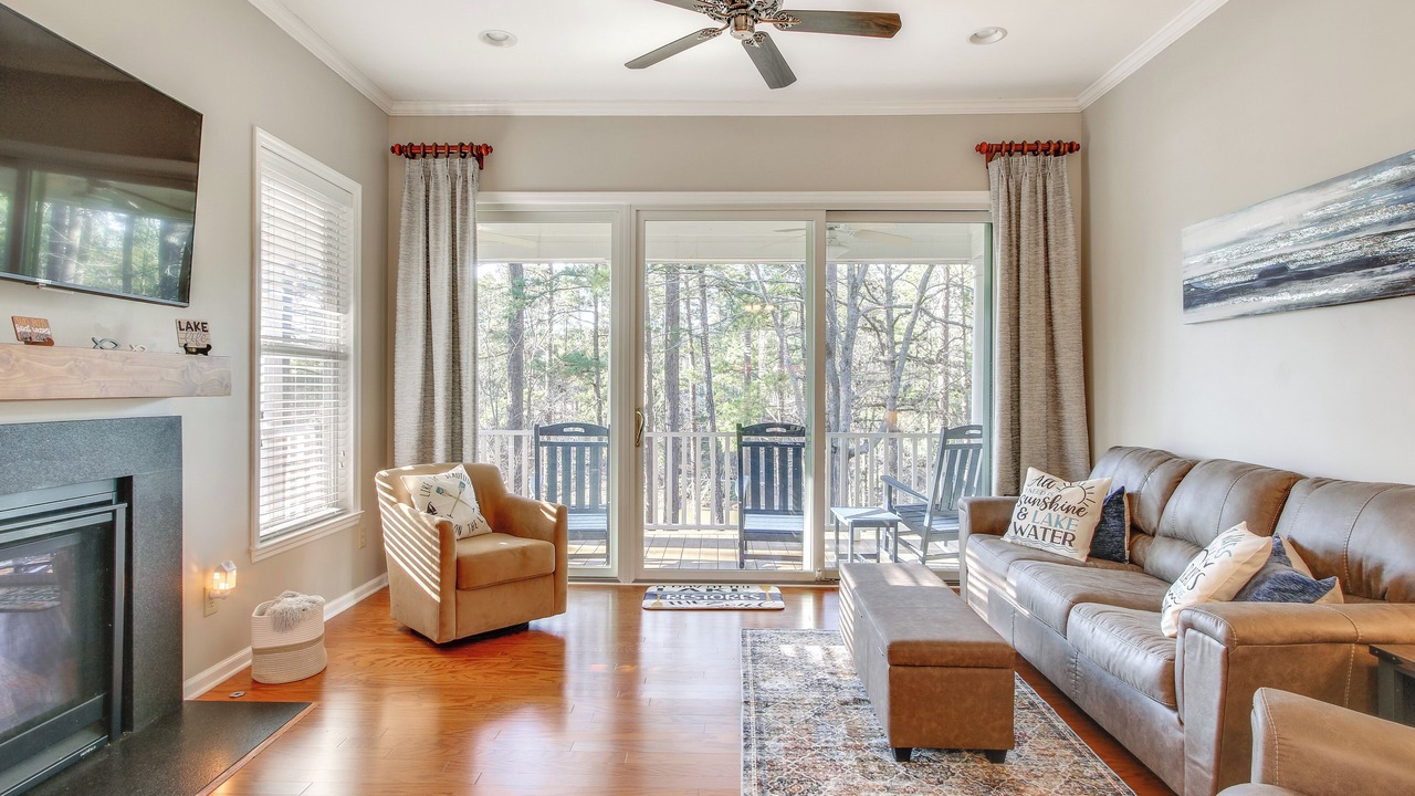 Photo of Livingroom in McCormick