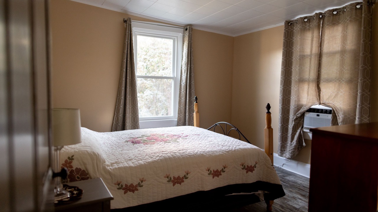 Photo of Bedroom in Ronks