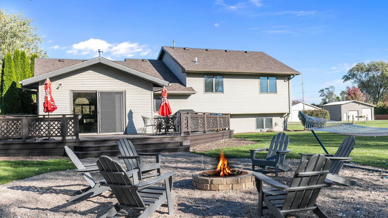 Photo of Patio Balcony in Black Wolf