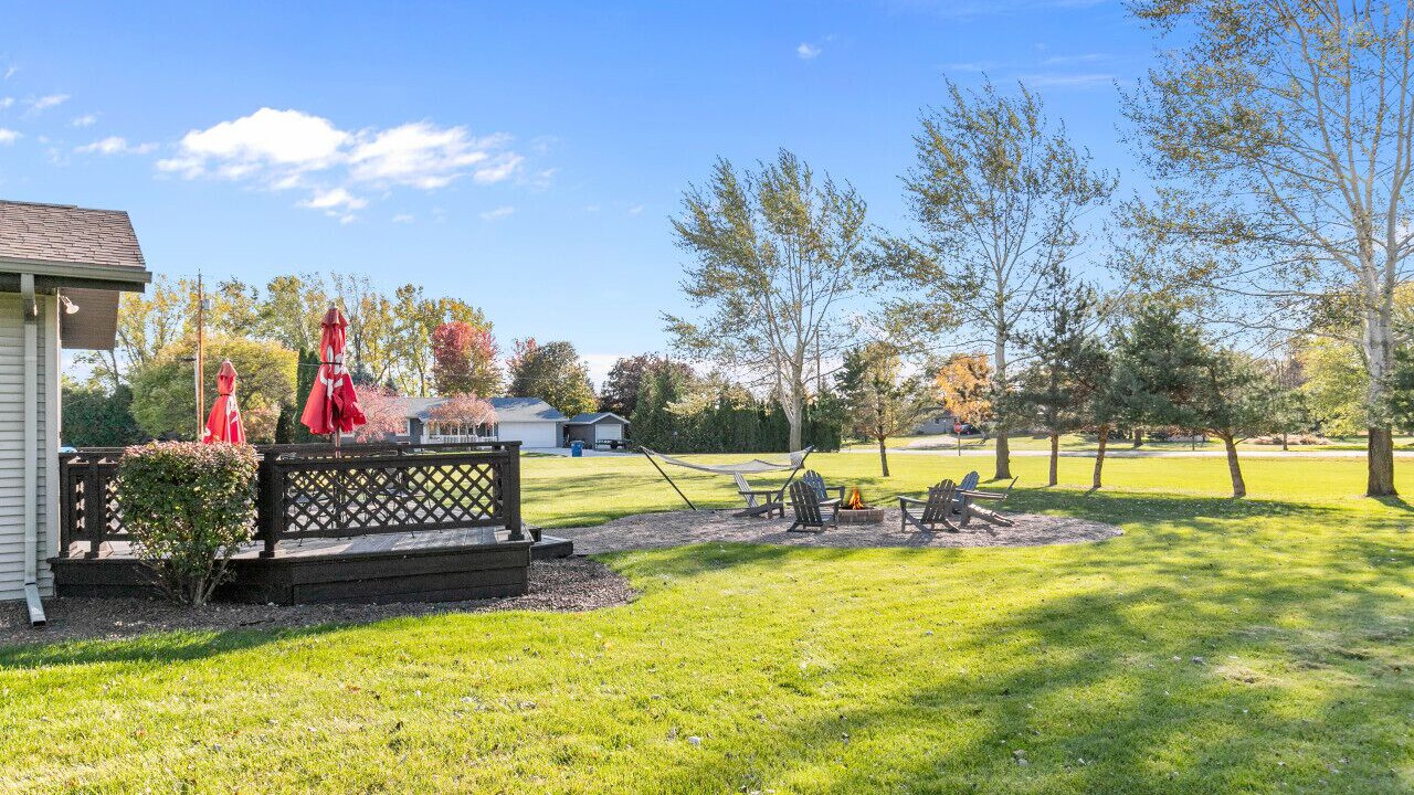 Photo of Outdoor in Black Wolf