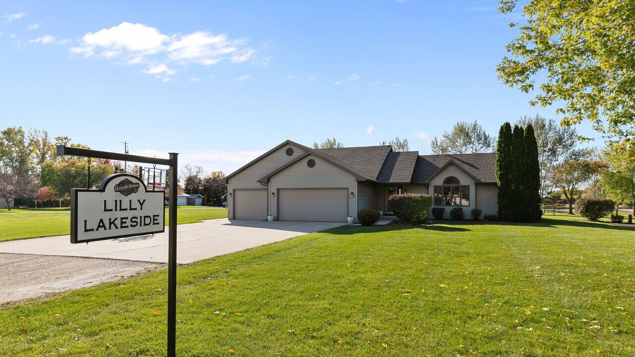 Photo of Outdoor in Black Wolf