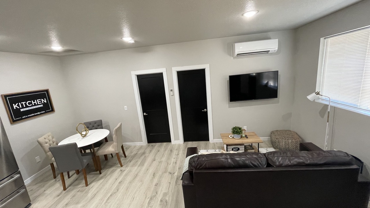 Photo of Livingroom in Lincoln