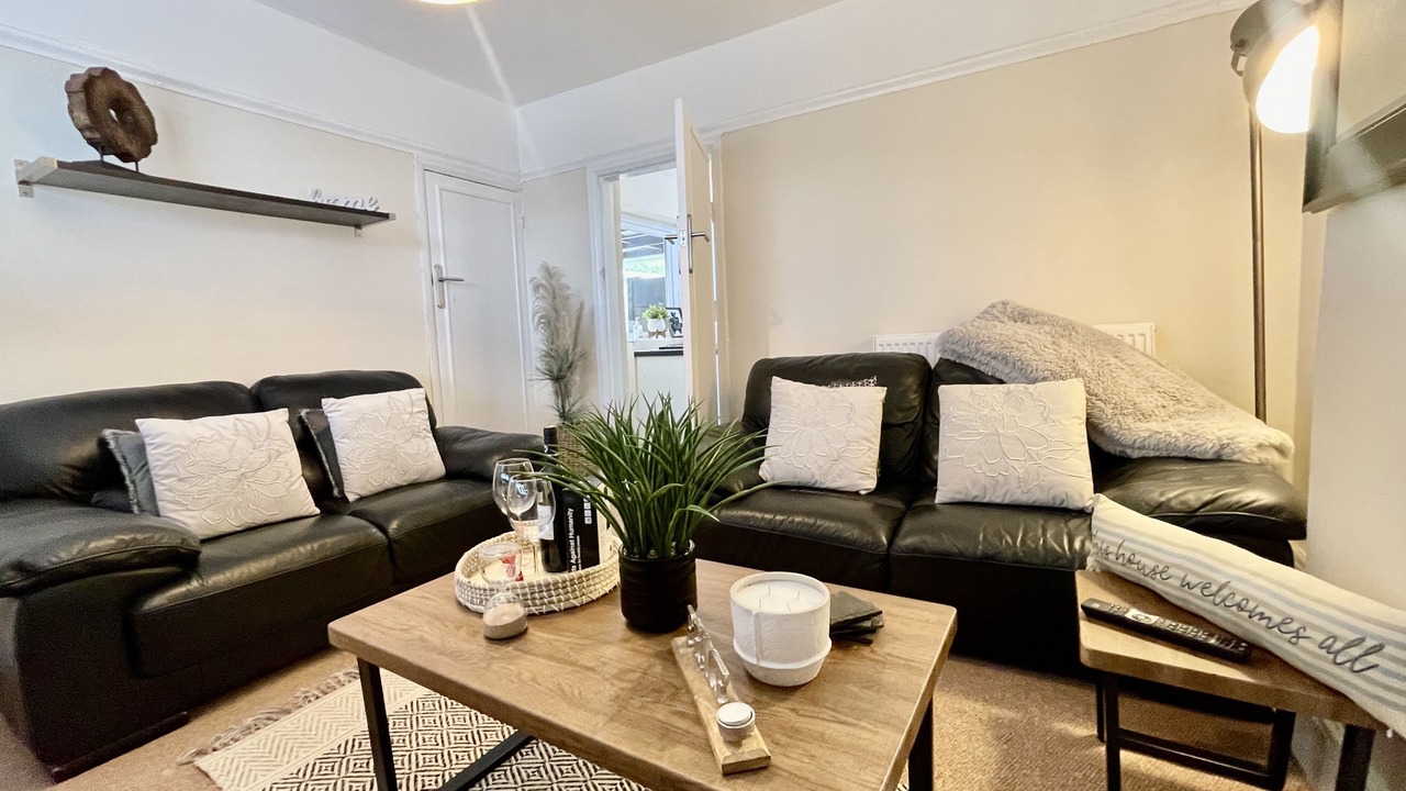 Photo of Livingroom in Cannock