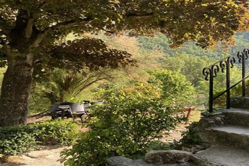 Photo of Outdoor in Mostuejouls