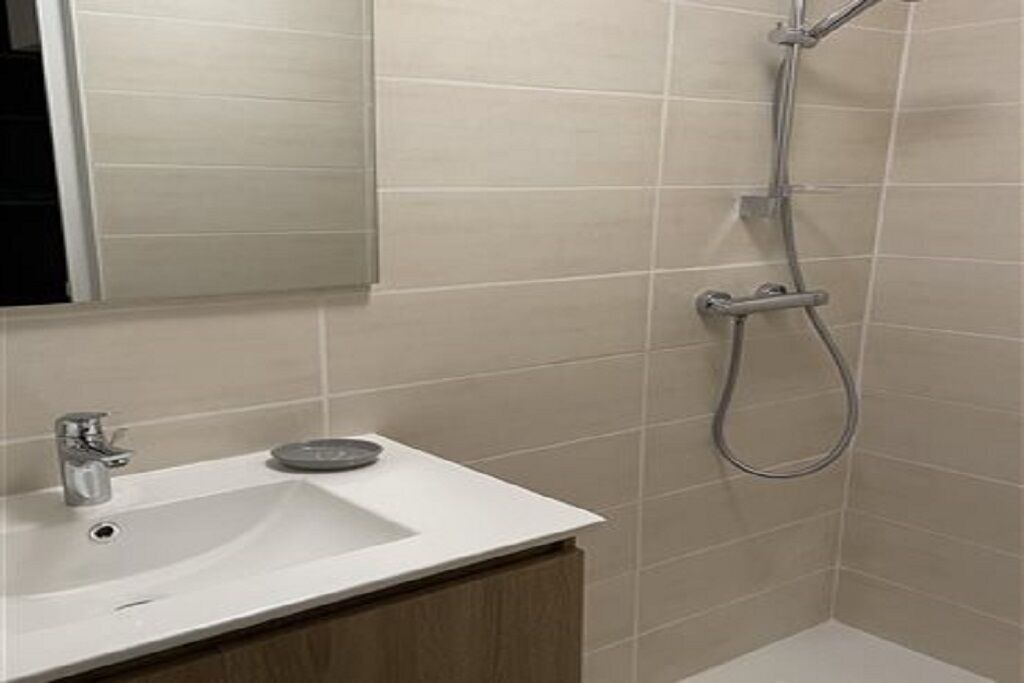 Photo of Bathroom in Mostuejouls