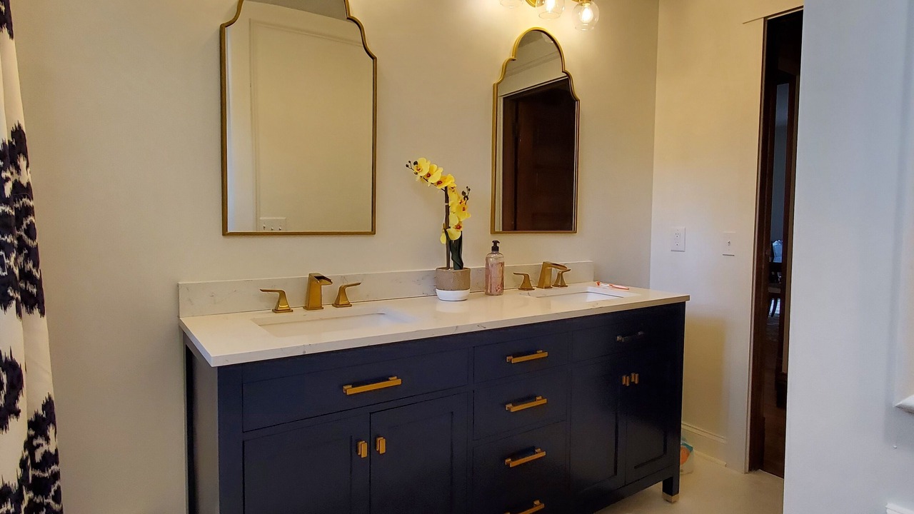 Photo of Bathroom in Spirit Lake