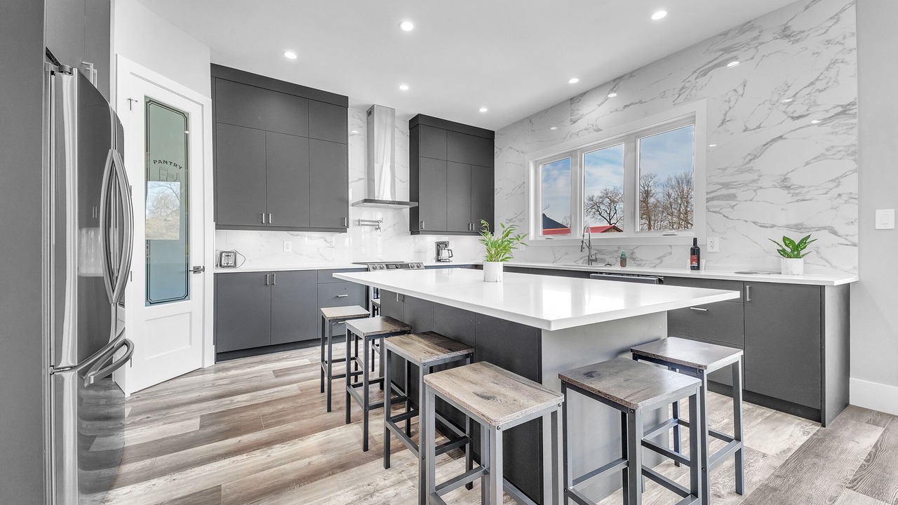 Photo of Kitchen in Grand Bend