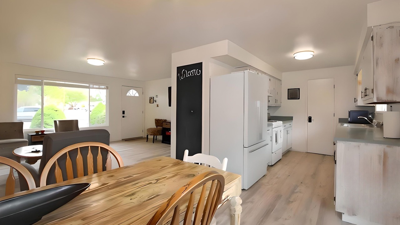 Photo of Bedroom in Creswell