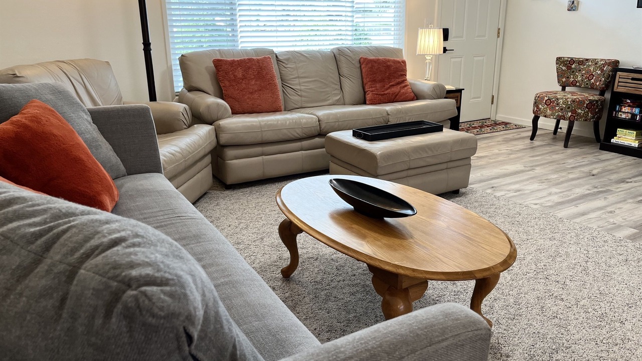 Photo of Others in Creswell