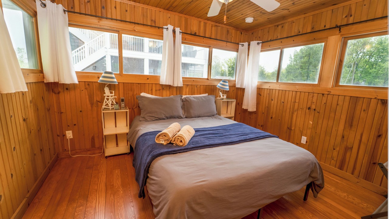 Photo of Bedroom in Miami Park